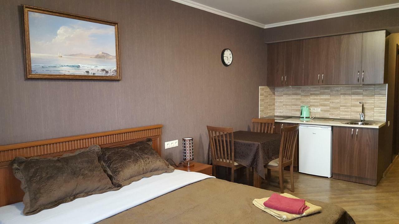 Mimino Apartment Deluxe First Line Батумі Екстер'єр фото